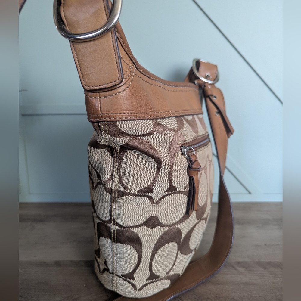 Coach Signature Bleecker Bucket Crossbody Bag - Picture 4 of 12